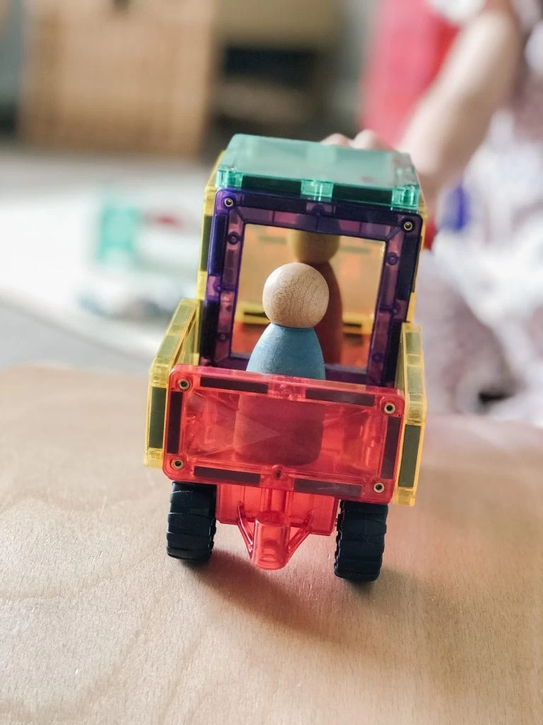 Connetix Tiles 24 Piece Set 7 Connetix Tiles 24 Piece Set - Image 5