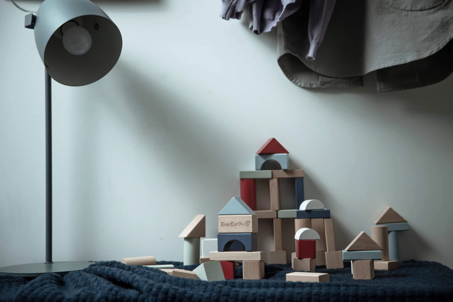 Ever Earth Lifestyle Building Blocks In A Tub 50pcs 4 Ever Earth Lifestyle Building Blocks In A Tub 50pcs - Image 2