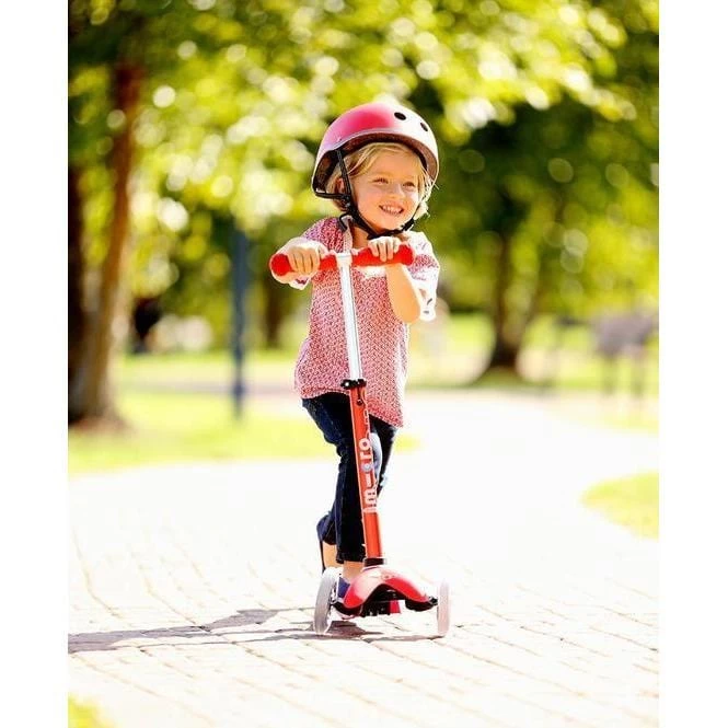 Mini Micro Deluxe Scooters 13 Mini Micro Deluxe Scooters - Image 11