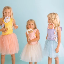 Olli Ella Dinkum Dolls Petal Carrier - Lavender -Kids Toy Shop olli ella olli ella dinkum dolls petal carrier lavender 32975771402374