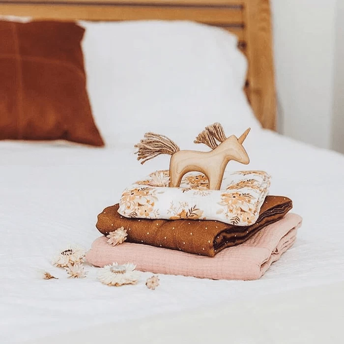 Tateplota Wooden Unicorn - Madelina 5 Tateplota Wooden Unicorn - Madelina - Image 3