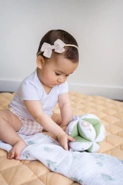 Tikiri Safari Organic Clutch Ball -Kids Toy Shop tikiri tikiri safari organic clutch ball 30247578009734